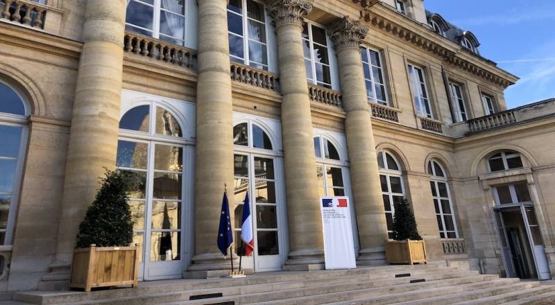 Le ministère du Travail : épicentre des décisions concernant la réforme des retraites en France en 2023, marquant la fin des régimes spéciaux